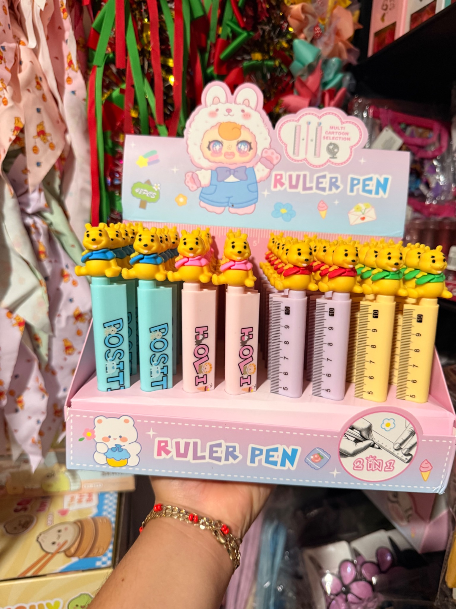 Lapiceros con regla y osito